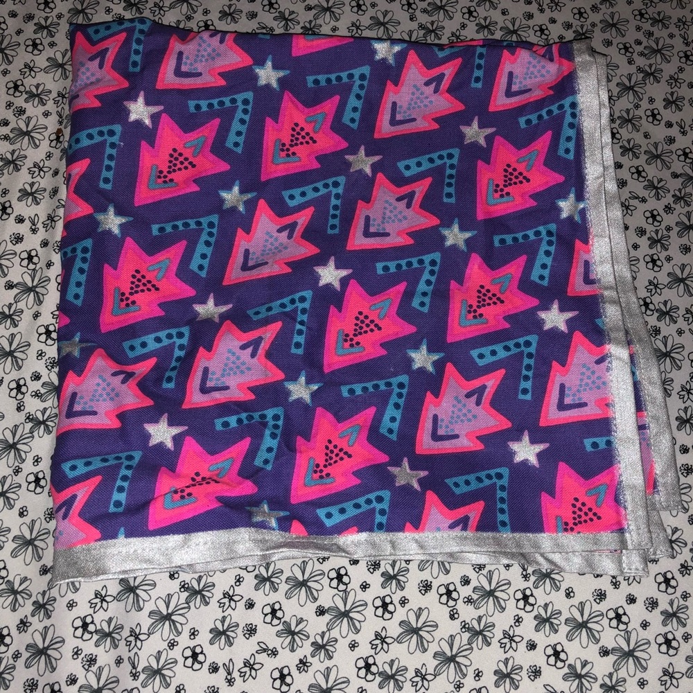 💛5 for $5 • LUSH scarf